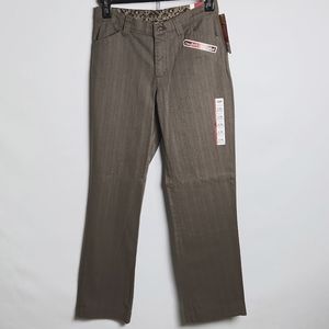 Lee Comfort Fit Straight Leg Brown Pants sz 8M NWT